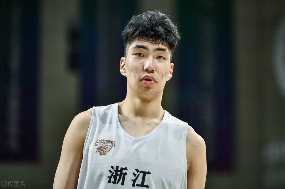 战报莫兰特复出34+8送压哨绝杀!灰熊24分神逆转鹈鹕NBA新赛季常规赛继续进行，孟菲斯灰熊队（7胜19负）翻盘终止连败。